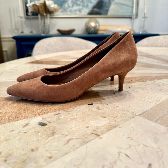 Brown Suede Women's Kitten Heels 7.5 - Picture 3 of 6